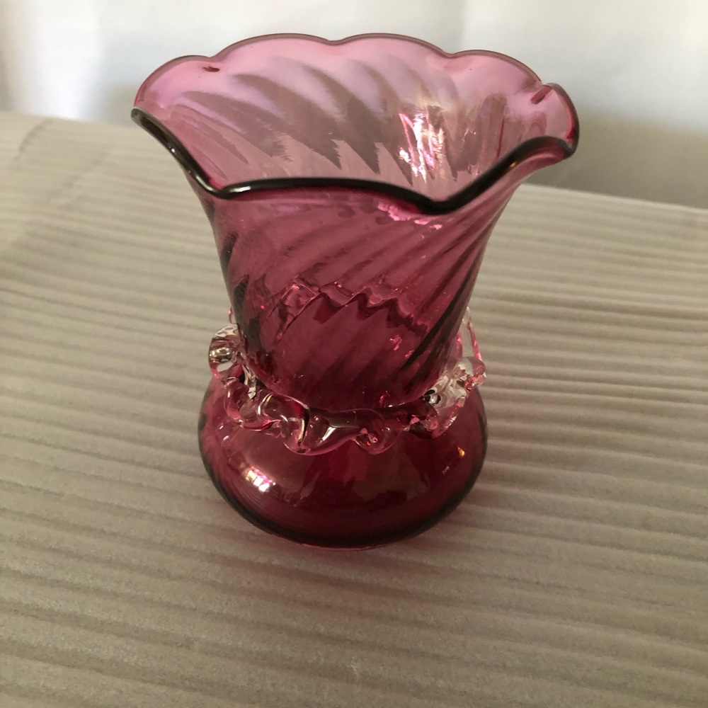 Cranberry/Pilgrim Glass Collectible (b) - Picture 2 of 2